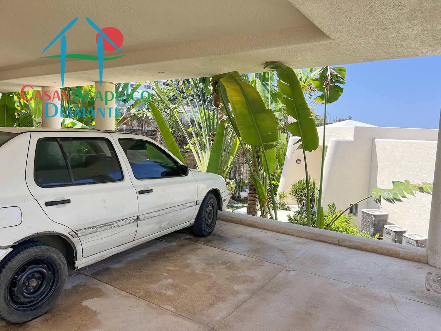 Villa Canora - Estacionamiento 4